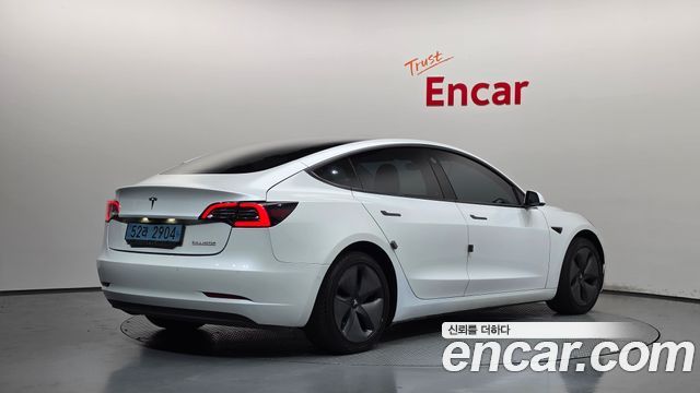 Tesla Model 3 2020 — photo 2