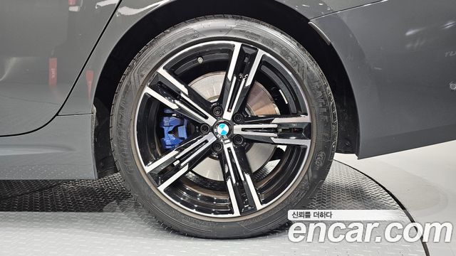 BMW 3-Series 2025 — photo 7