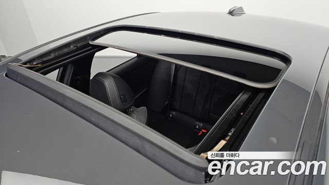 BMW 3-Series 2025 — photo 33