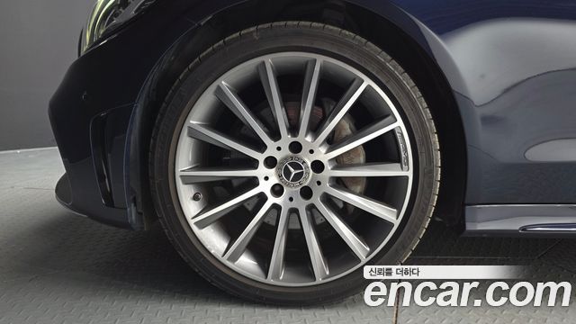Mercedes-Benz C-Class 2019 — photo 5