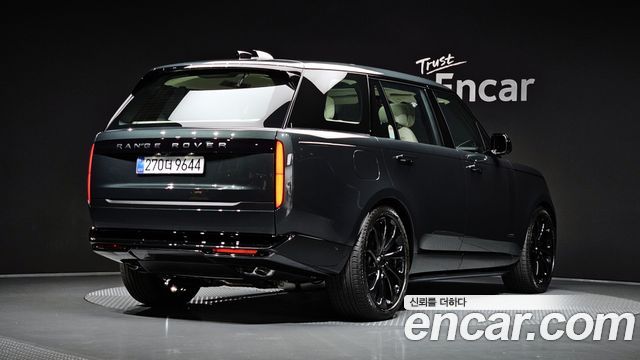Land Rover Range Rover 2026 — photo 2
