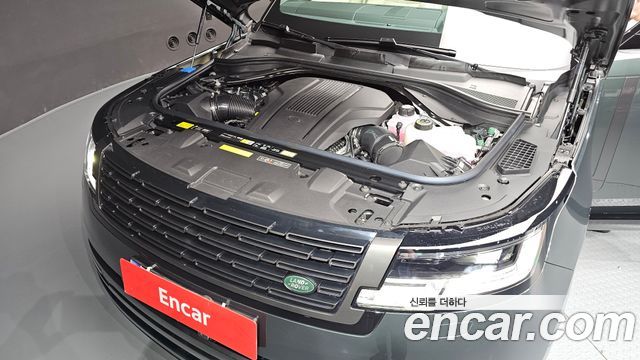 Land Rover Range Rover 2026 — photo 6