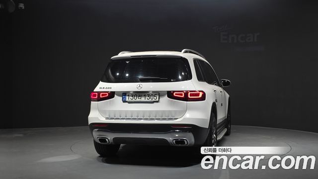 Mercedes-Benz GLB-Class 2021 — photo 4