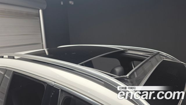 Mercedes-Benz GLB-Class 2021 — photo 28