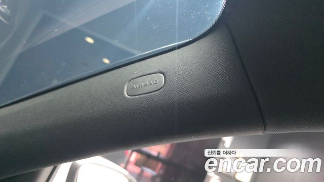 Mercedes-Benz GLB-Class 2021 — photo 29