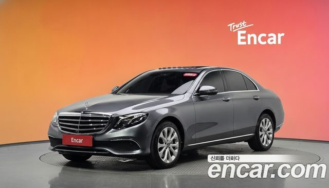 Mercedes-Benz E-Class 2018 — photo 1