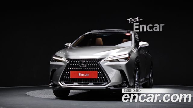 Lexus NX 2025 — photo 3