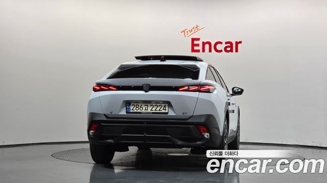 Peugeot 408 2024 — photo 4