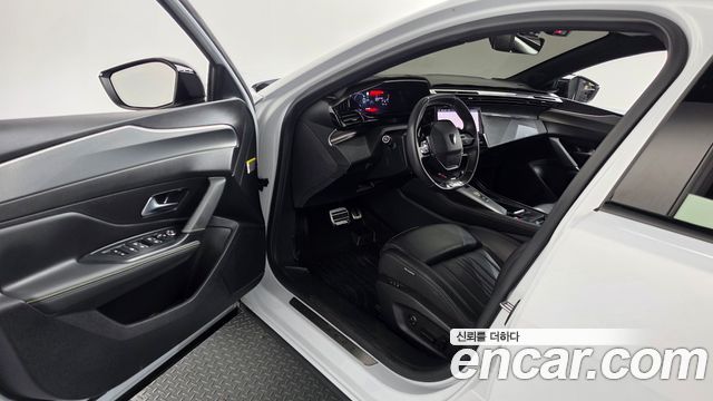 Peugeot 408 2024 — photo 13