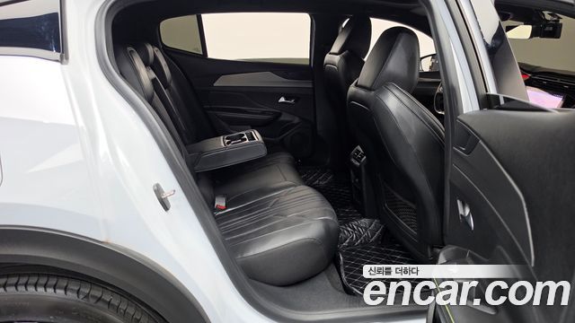 Peugeot 408 2024 — photo 17