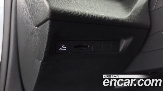 Peugeot 408 2024 — photo 29