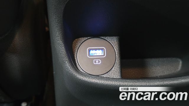 Hyundai Kona 2022 — photo 30