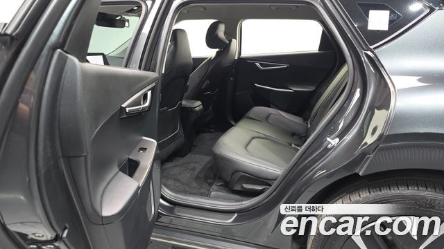 Kia EV6 2024 — photo 16
