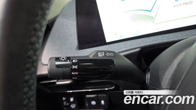 Kia EV6 2024 — photo 28