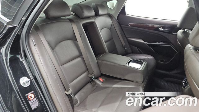 Kia K7 2016 — photo 24