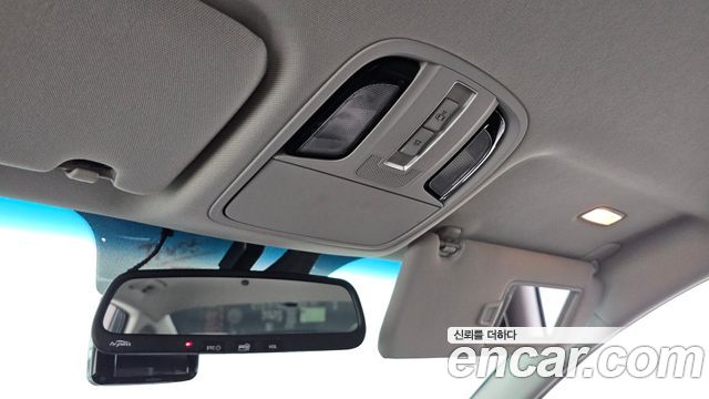 Kia K7 2016 — photo 26