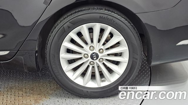 Kia K7 2016 — photo 7