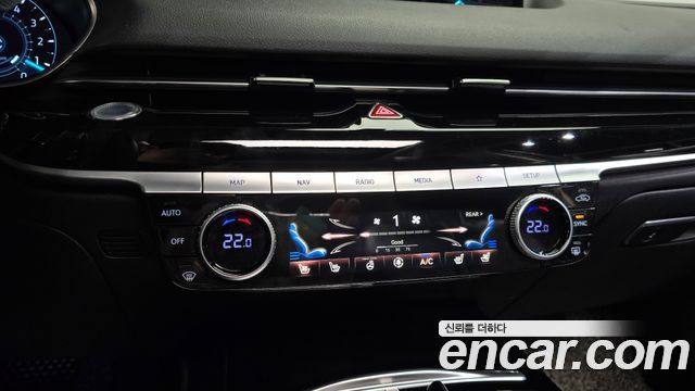 Genesis G80 2021 — photo 18