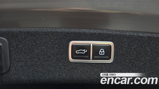 Genesis G80 2021 — photo 24