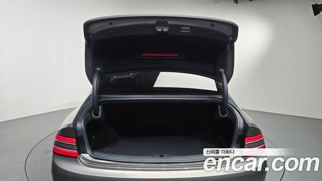 Genesis G80 2021 — photo 25
