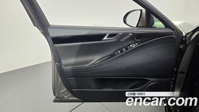 Genesis G80 2021 — photo 14