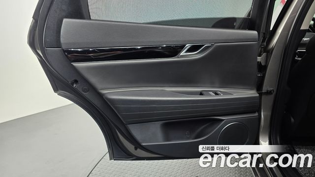 Genesis G80 2021 — photo 15