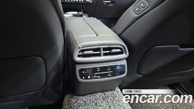 Genesis G80 2021 — photo 30