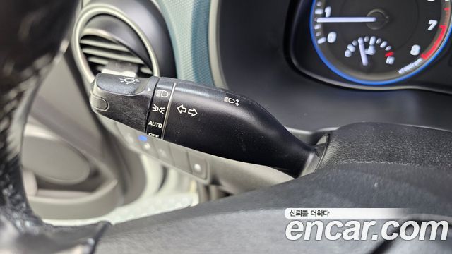 Hyundai Kona 2018 — photo 17