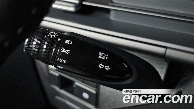 Hyundai Staria 2025 — photo 29
