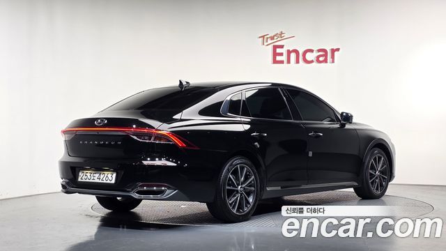 Hyundai Grandeur 2022 — photo 2