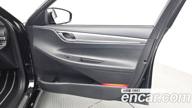 Hyundai Grandeur 2022 — photo 14