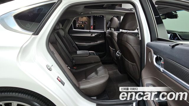 Hyundai Grandeur 2019 — photo 18