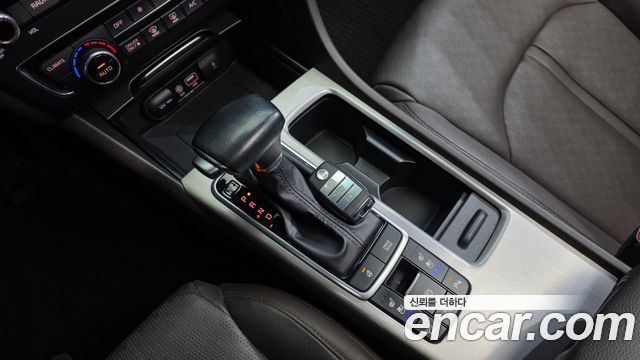 Kia K5 2020 — photo 9