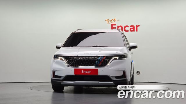 Kia Canival 2021 — photo 3