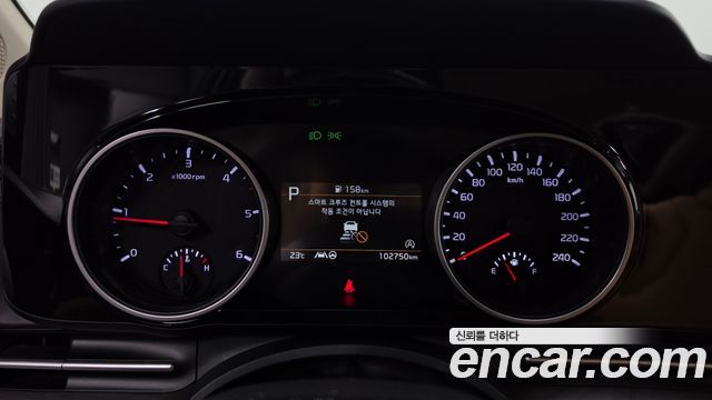 Kia Canival 2021 — photo 8