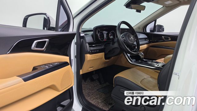 Kia Canival 2021 — photo 11