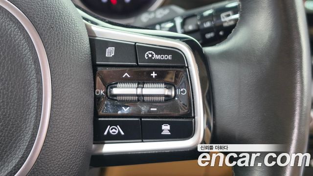 Kia Canival 2021 — photo 13
