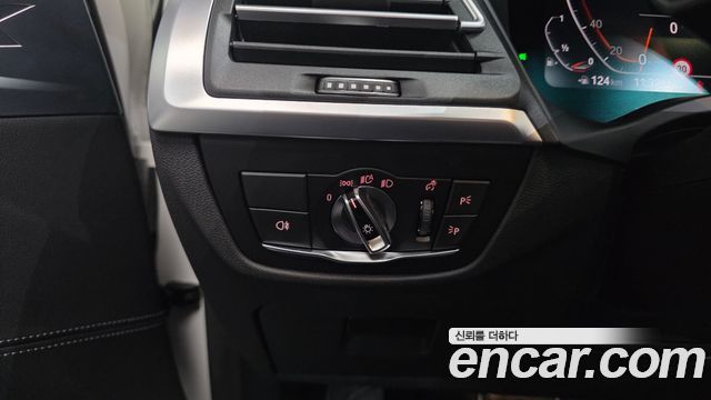 BMW X4 2025 — photo 28
