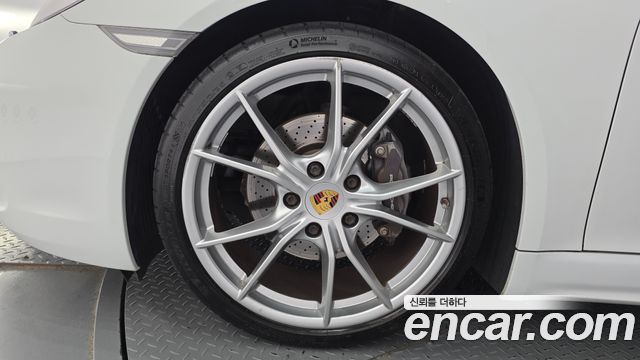 Porsche 718 2018 — photo 5