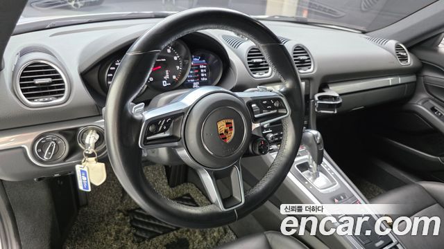 Porsche 718 2018 — photo 17