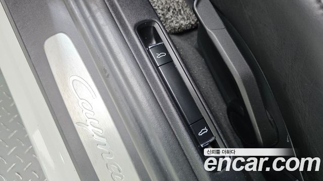Porsche 718 2018 — photo 21