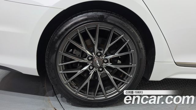 Genesis G80 2020 — photo 5