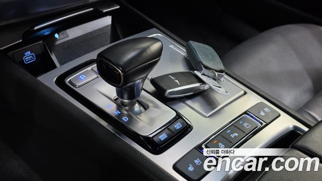 Genesis G80 2020 — photo 12