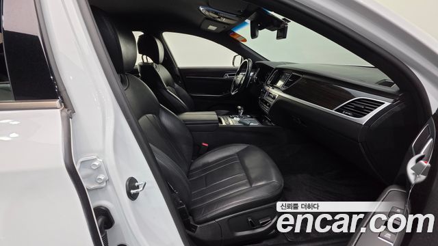 Genesis G80 2020 — photo 13