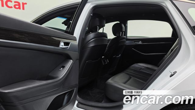 Genesis G80 2020 — photo 29
