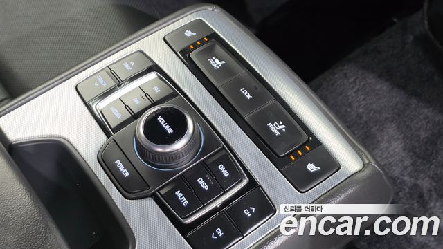 Genesis G80 2020 — photo 30