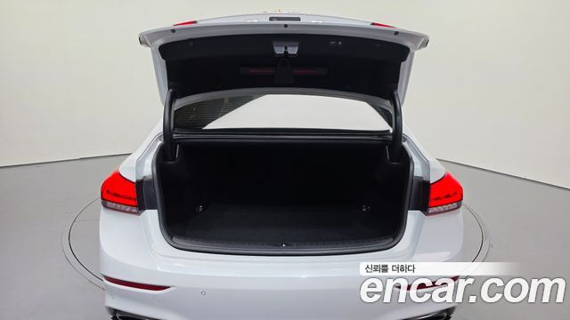 Genesis G80 2020 — photo 32
