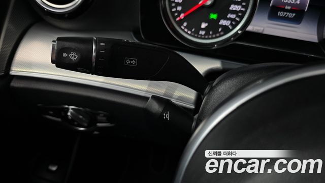 Mercedes-Benz E-Class 2019 — photo 28