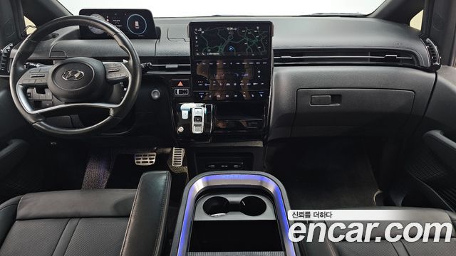 Hyundai Staria 2023 — photo 7