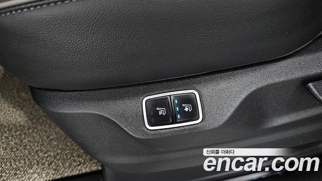 Hyundai Staria 2023 — photo 18